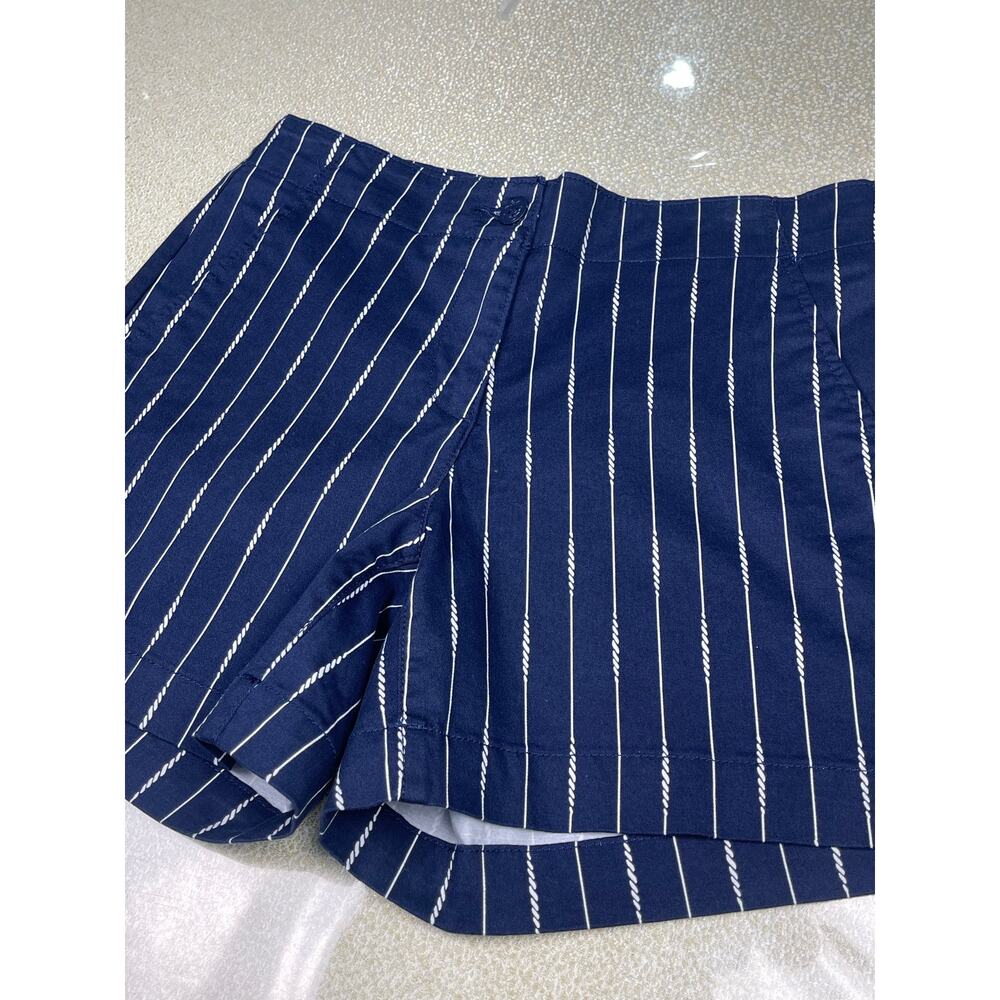 NWT Nautica Navy Seas Striped Mid Rise Twill Shorts  Coastal Cotton Size 4 Med - Picture 3 of 10